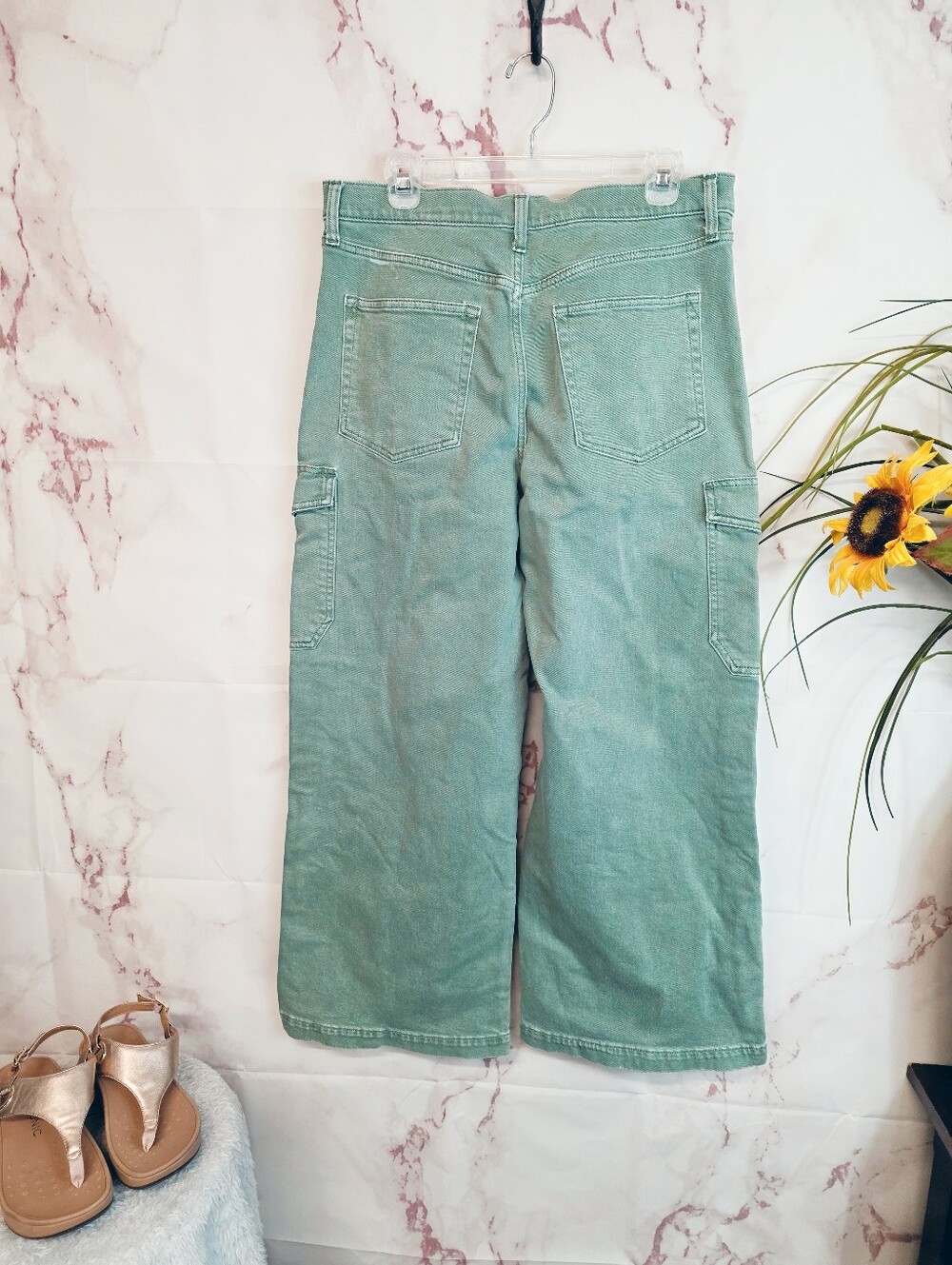 GAP High Rise Stride Ankle Cargo Jeans Sage Green Wide Leg Size 12 Long - Picture 4 of 6